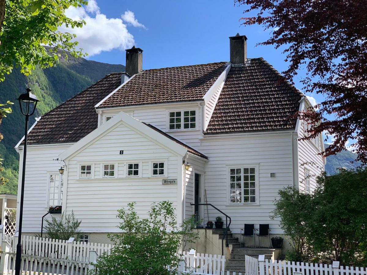 Hoyanger 3 Roms Leilighet Exterior photo